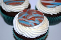 marbled-fondant-cupcakes-2